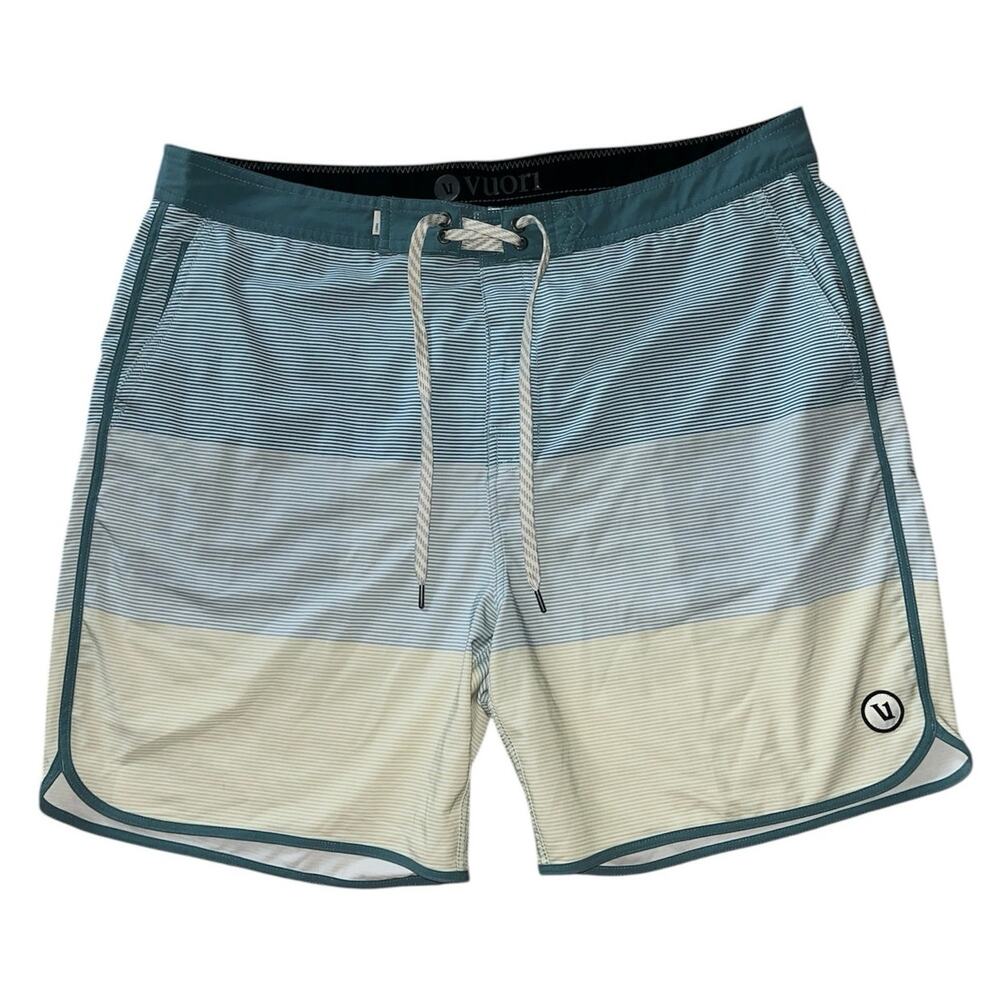 VUORI Cruise Boardshort Men’s 38 Zip Pocket Adjustable Blue Yellow Striped